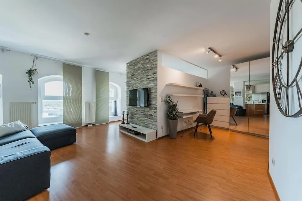 Spektakulaeres Apartment ✩ 7. Stock ✩ Kostenlose Parkgarage Wien Österreich
