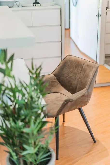 Spektakulaeres Apartment ✩ 7. Stock ✩ Kostenlose Parkgarage Wien 0*,