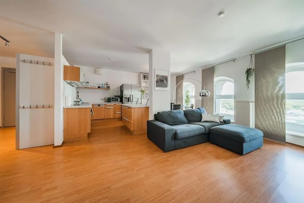 Spektakulaeres Apartment ✩ 7. Stock ✩ Kostenlose Parkgarage Wien 0*,